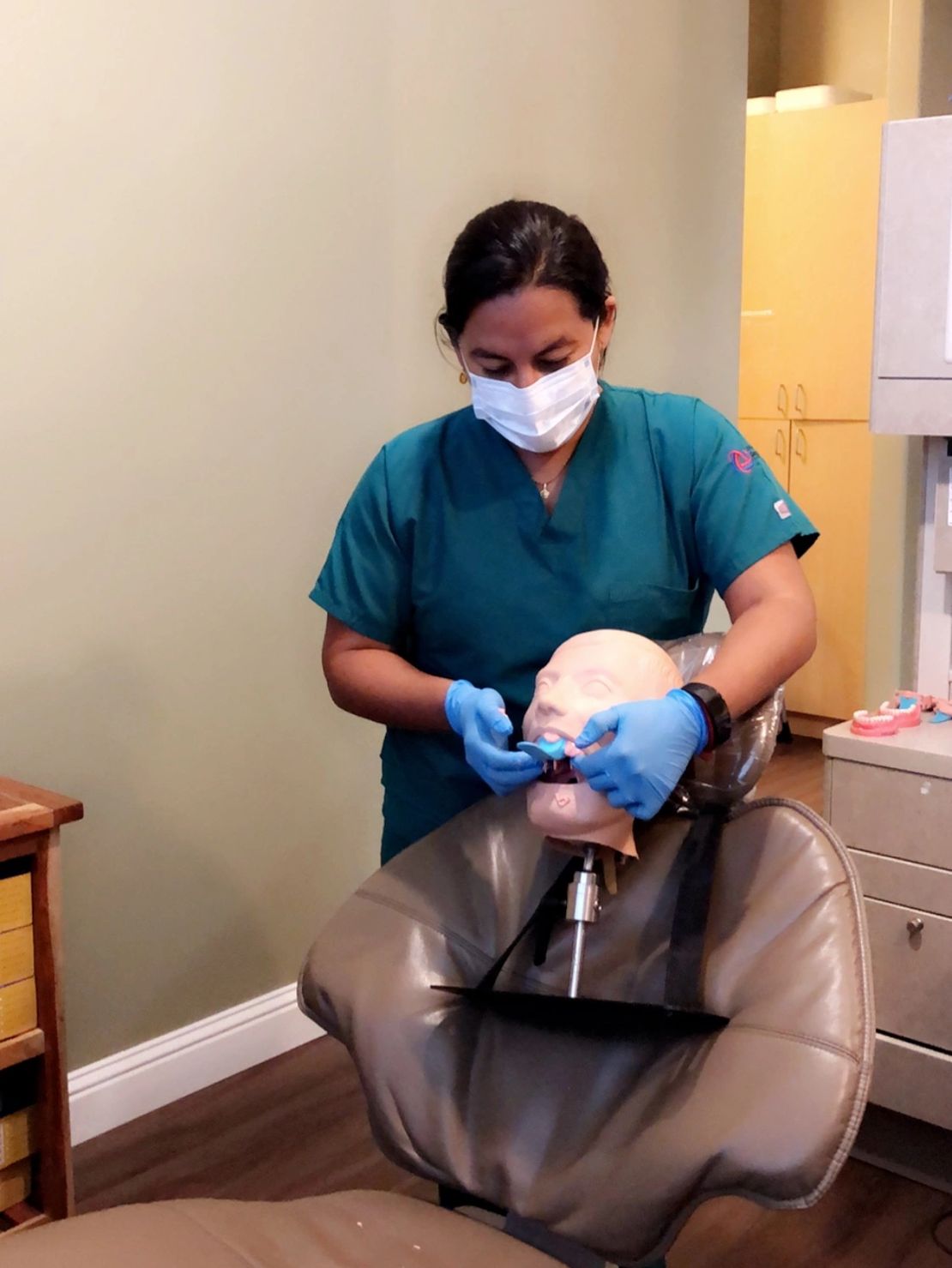 Students at Roseville Dental Academy