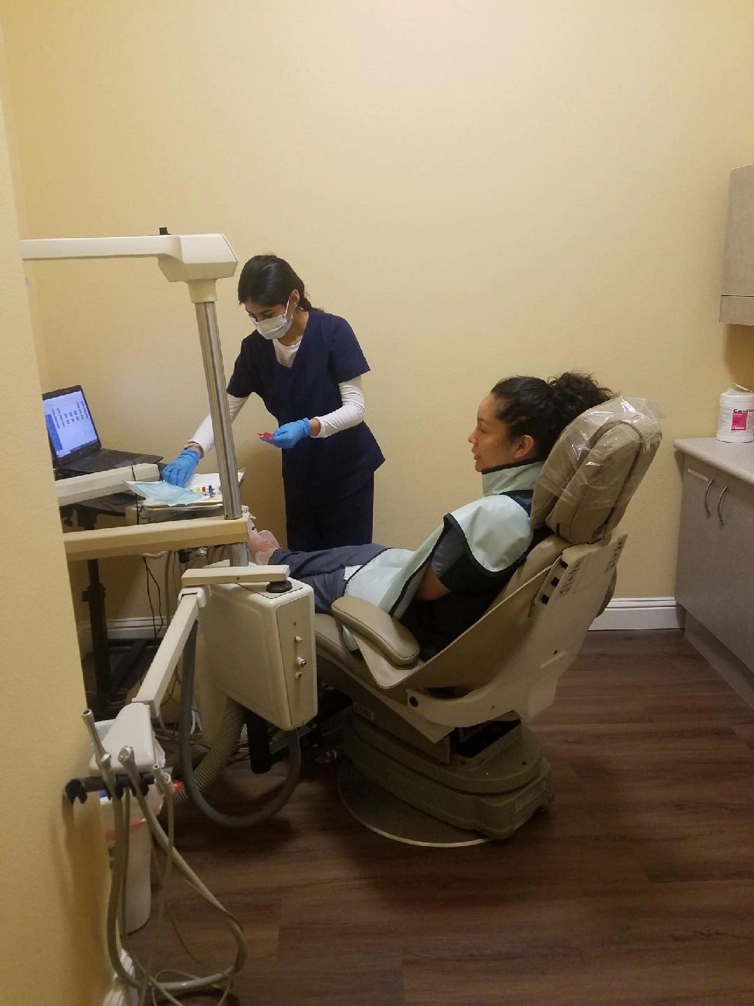 Dental x-ray training room